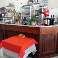 I attività di enoteca bar ristorante pizzeria