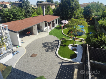 Casa indipendente bifamiliare