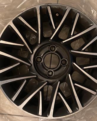 Cerchi lega Lancia Y R15