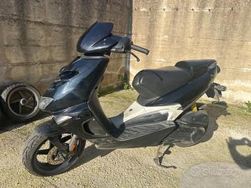 Aprilia SR 50 - 2004