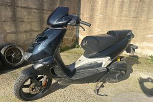 Aprilia SR 50 - 2004