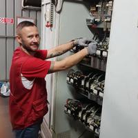 Elettricista ,manutenzione, montaggio mobili,