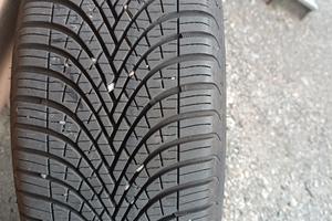 gomme 4 stagioni e cerchi Golf 6