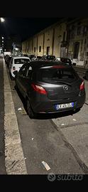 Auto madza 2 anno 2014