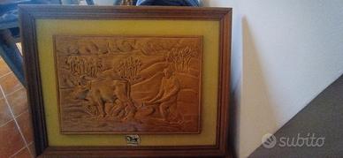 Quadro con bassorilievo in legno 