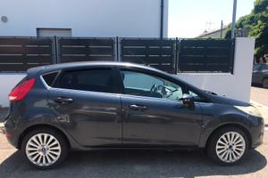 Ford fiesta 1.2 benzina anno 2009