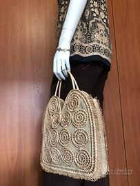 Borsetta quadrata in paglia naturale, Hippie Style