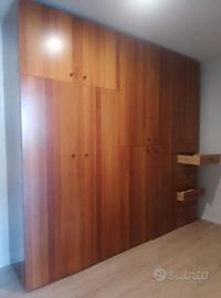 Armadio legno massiccio 