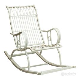 Dondolo da Sogno: Elegante Poltrona a Dondolo in F