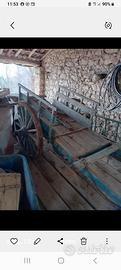 carro agricolo con alcune parti rotti