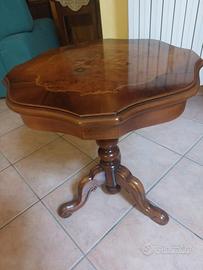 Tavolino arte povera