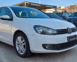 Volkswagen Golf 1.6 TDI 105cv. Highline