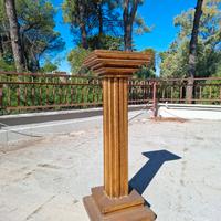 Colonna in stile classico