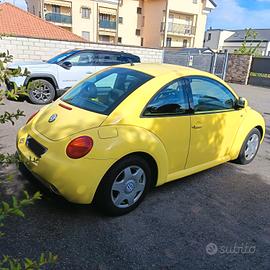 VW NEW BEETLE 