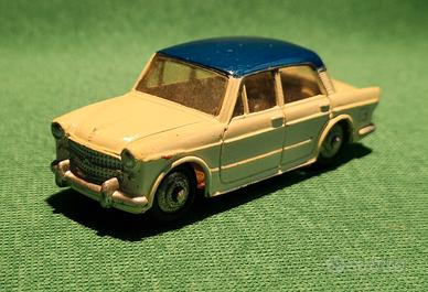 Dinky Toys Fiat 1200