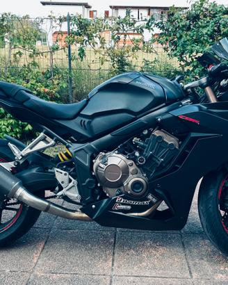 Honda CBR 650 del 2019 pat. A2 - km 17500