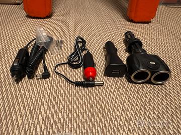 Caricatori dispositivi elettronici da auto