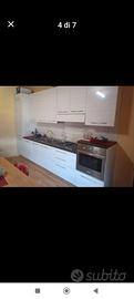 Cucina completa di elettrodomestici