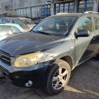 Ricambi TOYOTA RAV 4 4X4 2231cc D4D del 2006