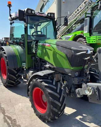 TRATTORE FENDT MODELLO 211P PROFI+