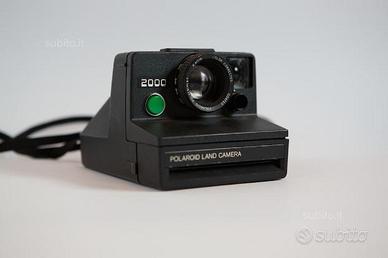 Polaroid land camera 2000