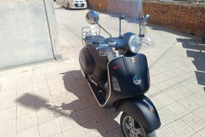 Vespa GTS 250 