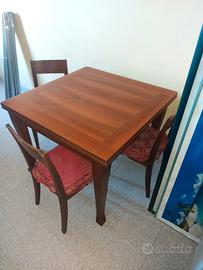 Tavolo quadrato allungabile in noce scuro