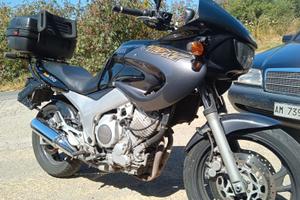 Yamaha TDM 850