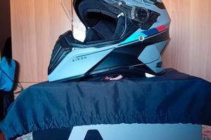 Casco Airoh Commander
