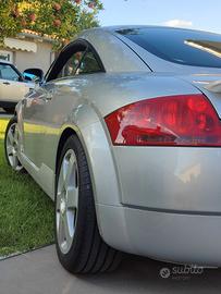 TT 225 QUATTRO 