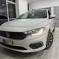 Fiat Tipo 1.6 Mjt 120cv 5P LOUNGE LED/R17 DA VETRI