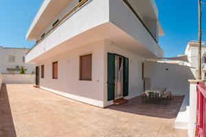 Casa 5/6 posti a 300mt da spiaggia Lido Marini