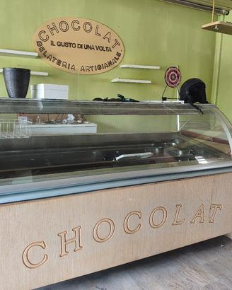 bancone gelateria 