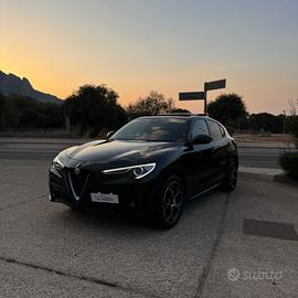 Alfa Romeo Stelvio 2.2 Turbodiesel 210 CV AT8 Q4 E