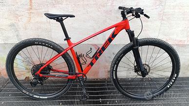 MTB Trek Marlin 8 Ruote da 29 Documenti 