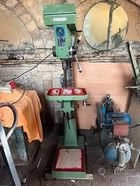 Trapano industriale a colonna