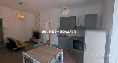 FiANO ROMANO MONOLOCALE ARREDATO CON BALCONE