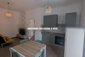 FiANO ROMANO MONOLOCALE ARREDATO CON BALCONE