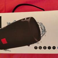 VENDE: XERTMT cassa con bluetooth nuovo mai usato 