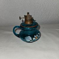 Lume antico dipinto a mano da comodino