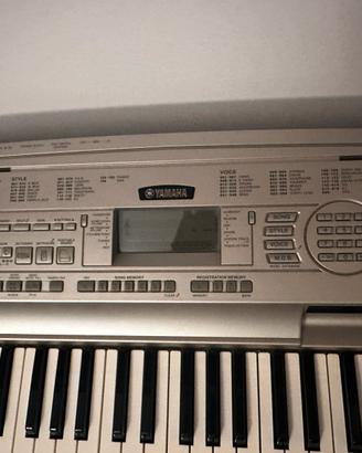 Tastiera Yamaha portable  grand dgx 500