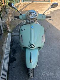 Vespa gts 300 hpe 2024