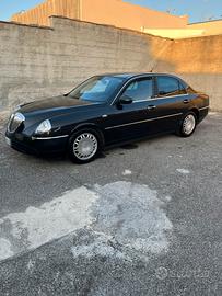 Lancia Thesis 2400 jtd 20 V Emblema Centenario