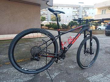mtb in carbonio taglia 29 M