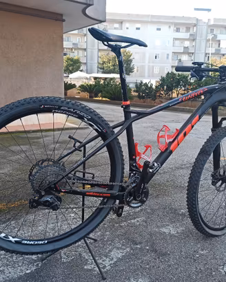 mtb in carbonio taglia 29 M