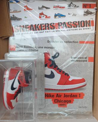 Sneakers Passion rivista e modellino