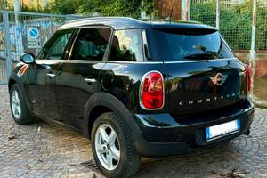 Mini Cooper D Countryman 2.0 AL 4