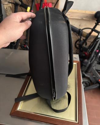 Zaino Rigido Moto Scooter Design Makio Hasuike