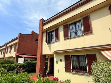 VILLA A SCHIERA A VILLASANTA