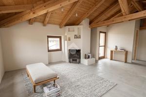 CASA INDIPENDENTE A ALBIANO